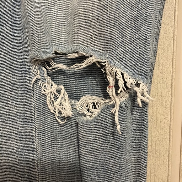 American Eagle Mom Jeans! - Picture 2 of 13